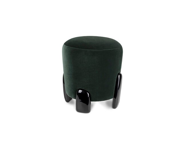 The Allure of a Black Accent Chair