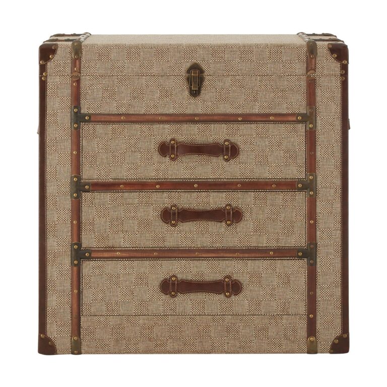 Winnie Cabinet