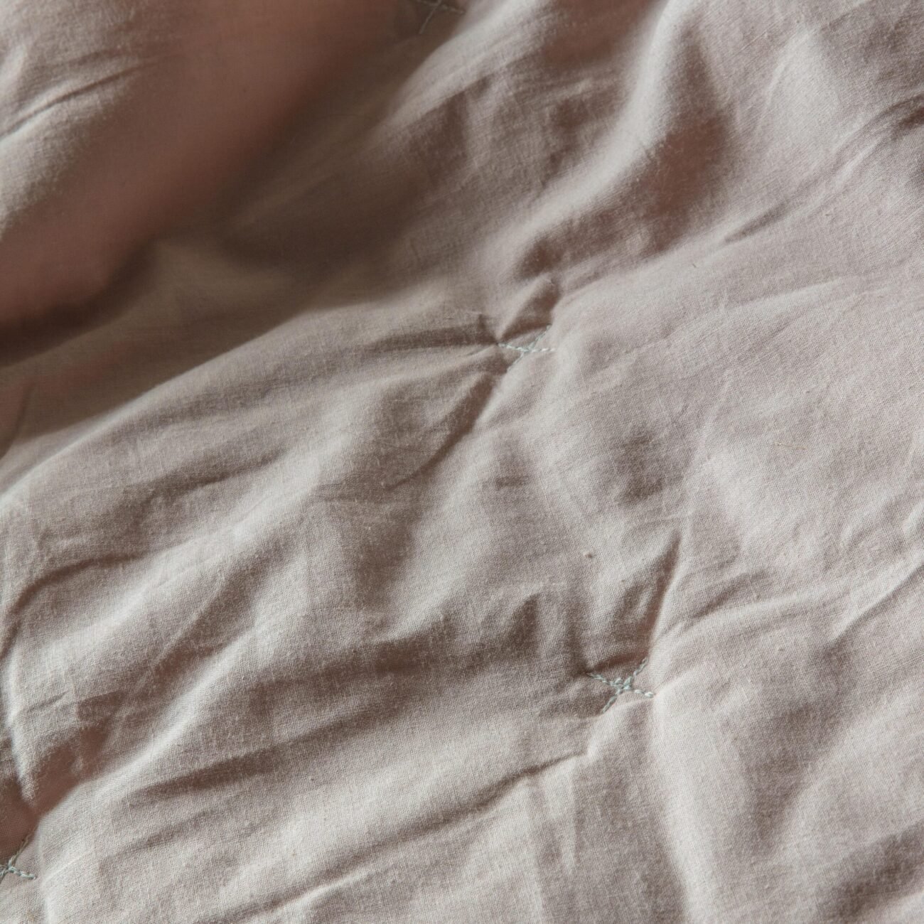 Cotton Stitch Bedspread White Blush
