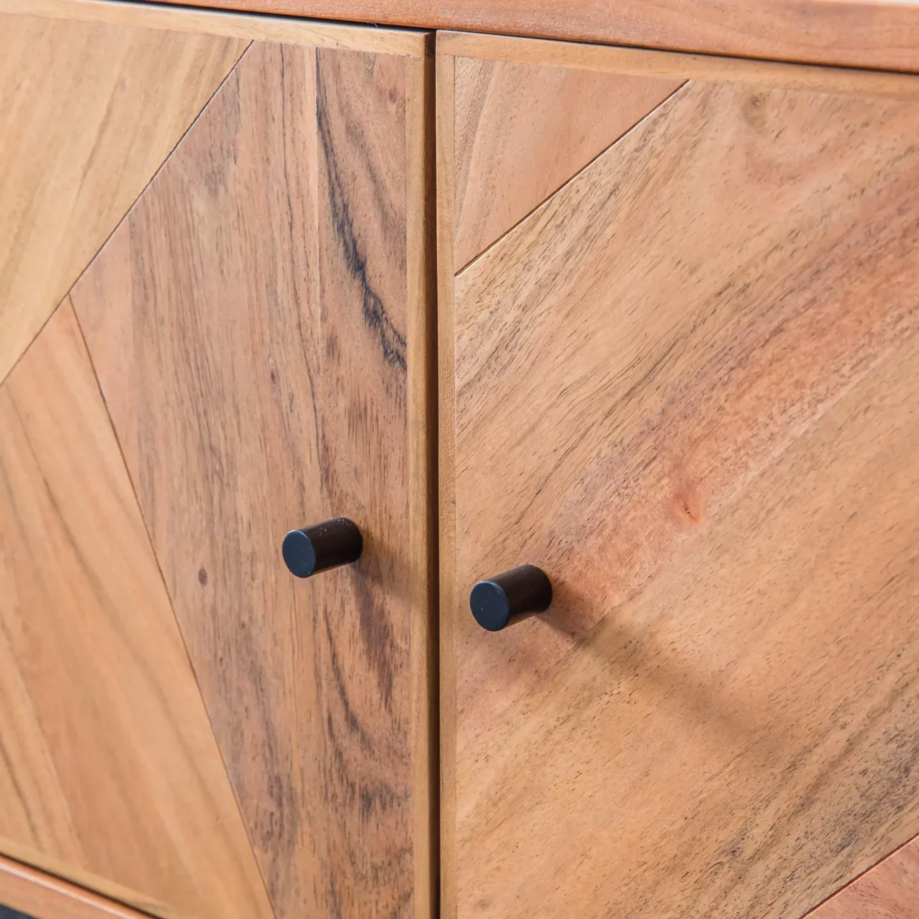 Lahoma 4 Door Media Unit