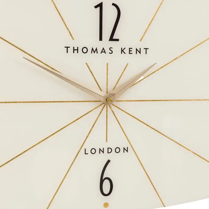 Neer Ellipse Wall Clock Snow White Neer Ellipse Wall Clock Snow White