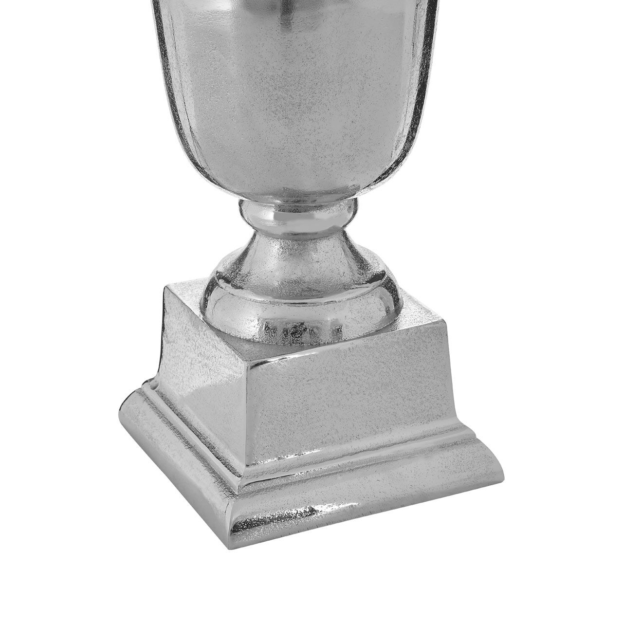 Regents Townhouse Small Trophy Shaped Vase