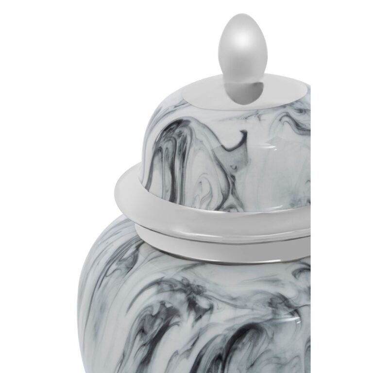 Bold Art in Neutral Spaces: Curating Statement Pieces for a Chic Contrast