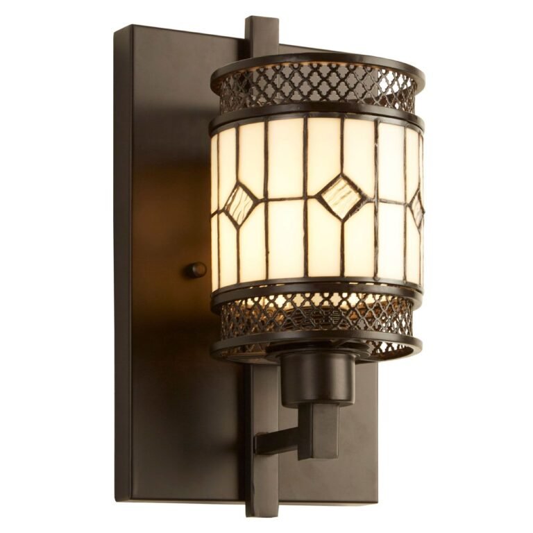 Cedarbrook Diamond Wall Light