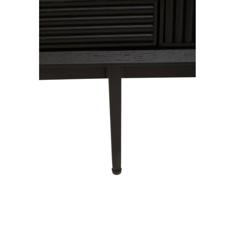 12 Solutions for a Living Room with Fireplace and TV That Compete for Attention