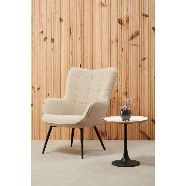 12 Solutions for a Living Room with Fireplace and TV That Compete for Attention