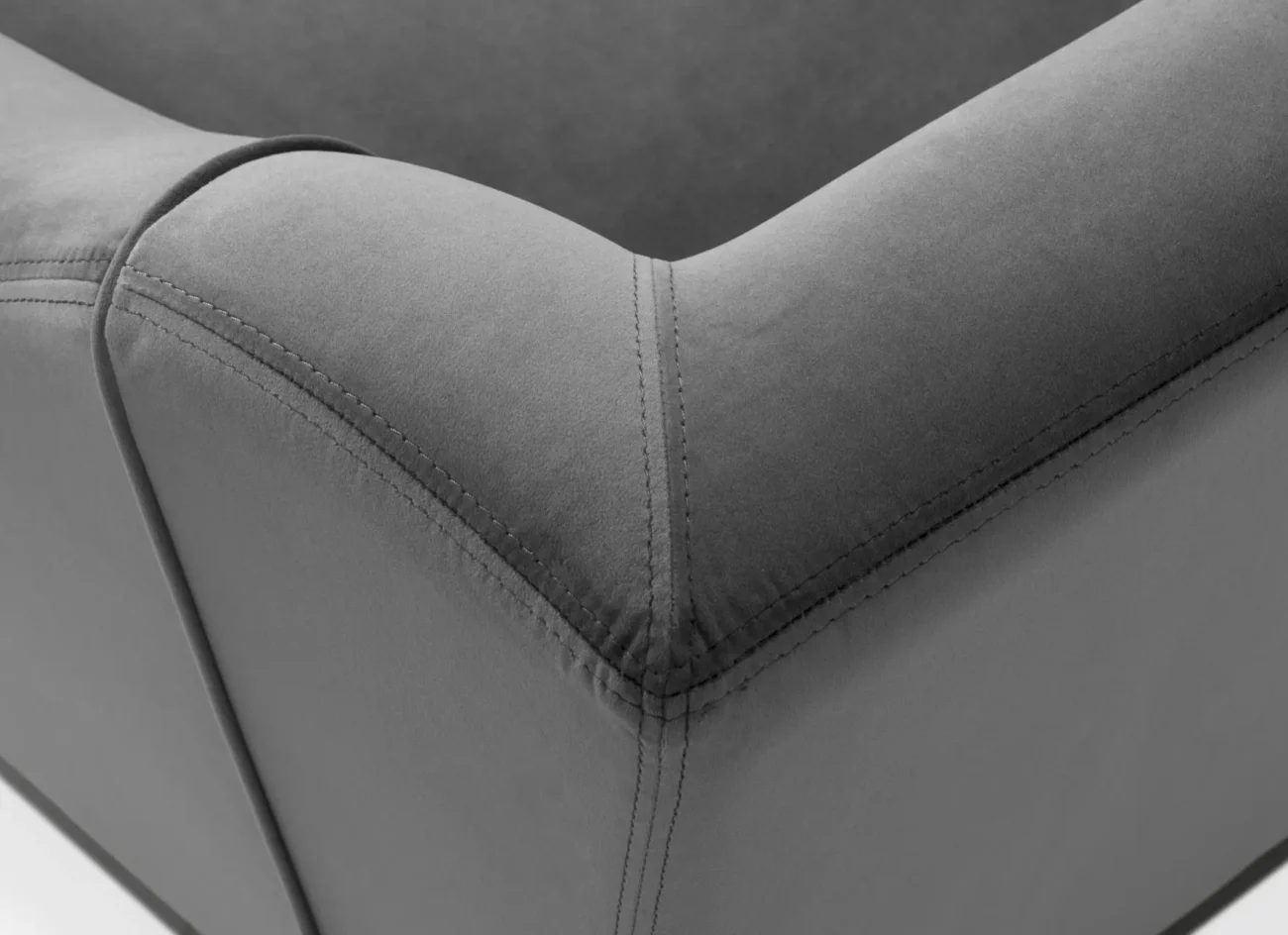Saboteur Single Sofa