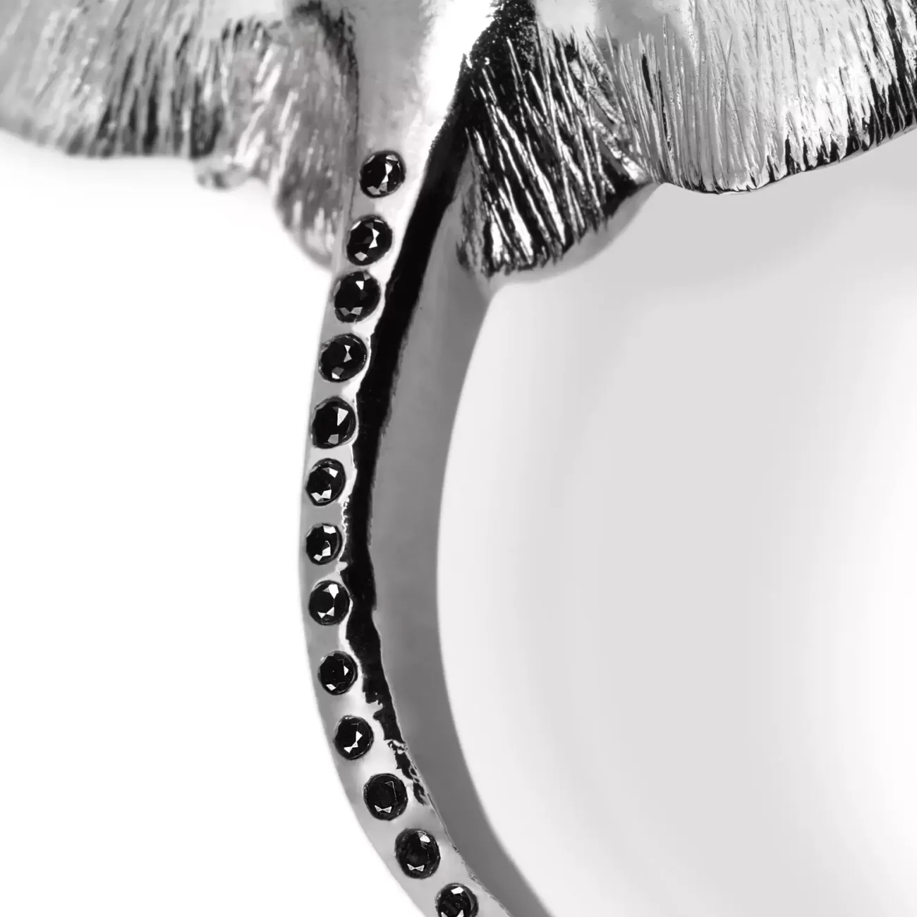 Manta DRAWER HANDLES Manta DRAWER HANDLES