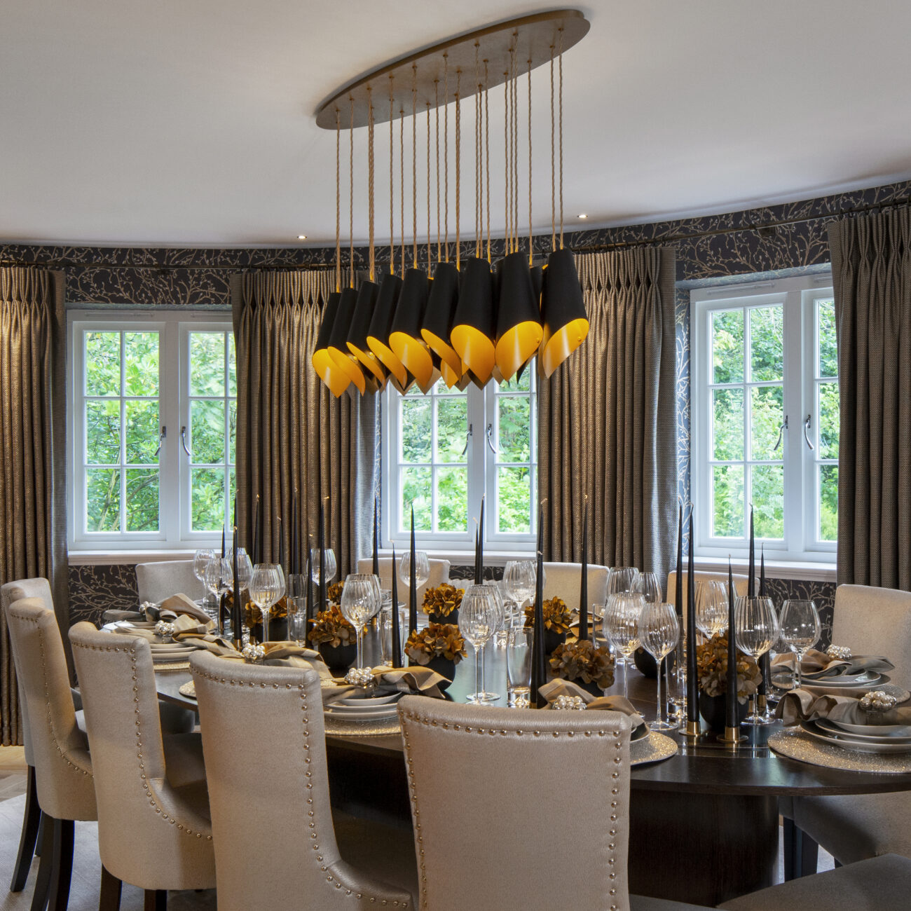 ARC 25 Chandelier