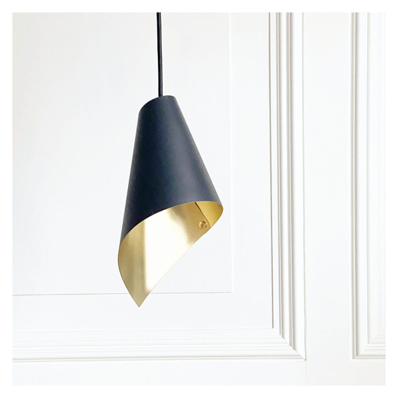 ARC SINGLE PENDANT LIGHT