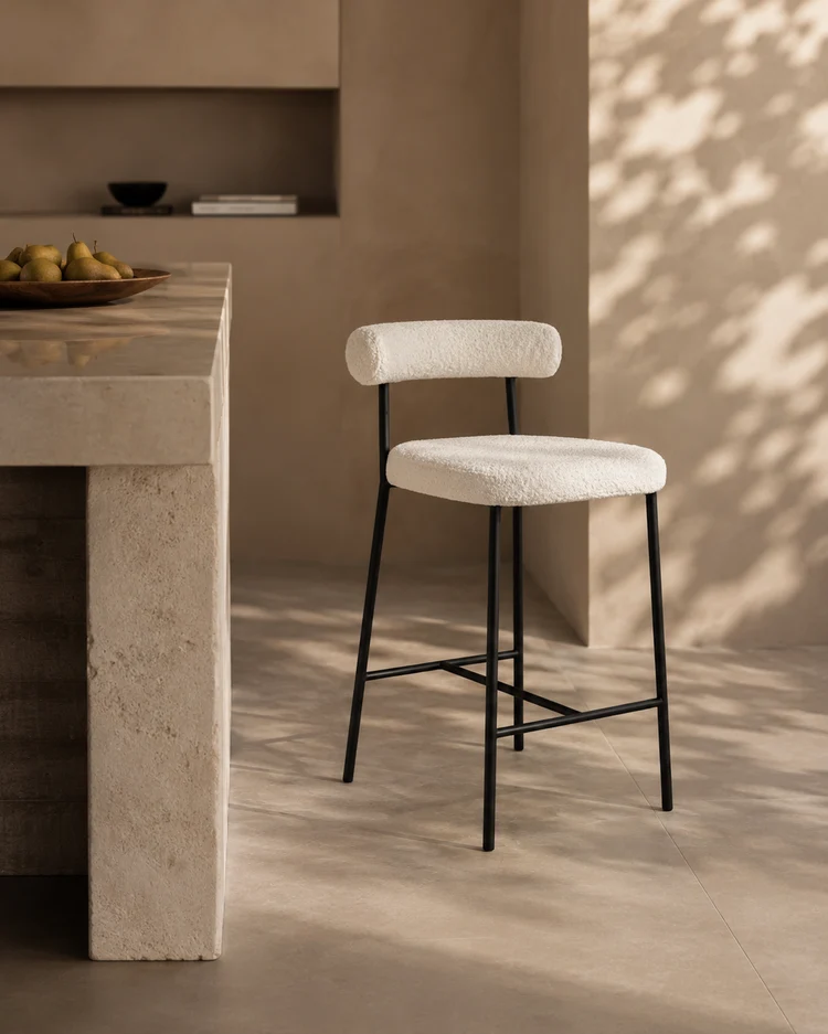 Alita Stool - Chex Bouclé Polar Alita Stool - Chex Bouclé Polar