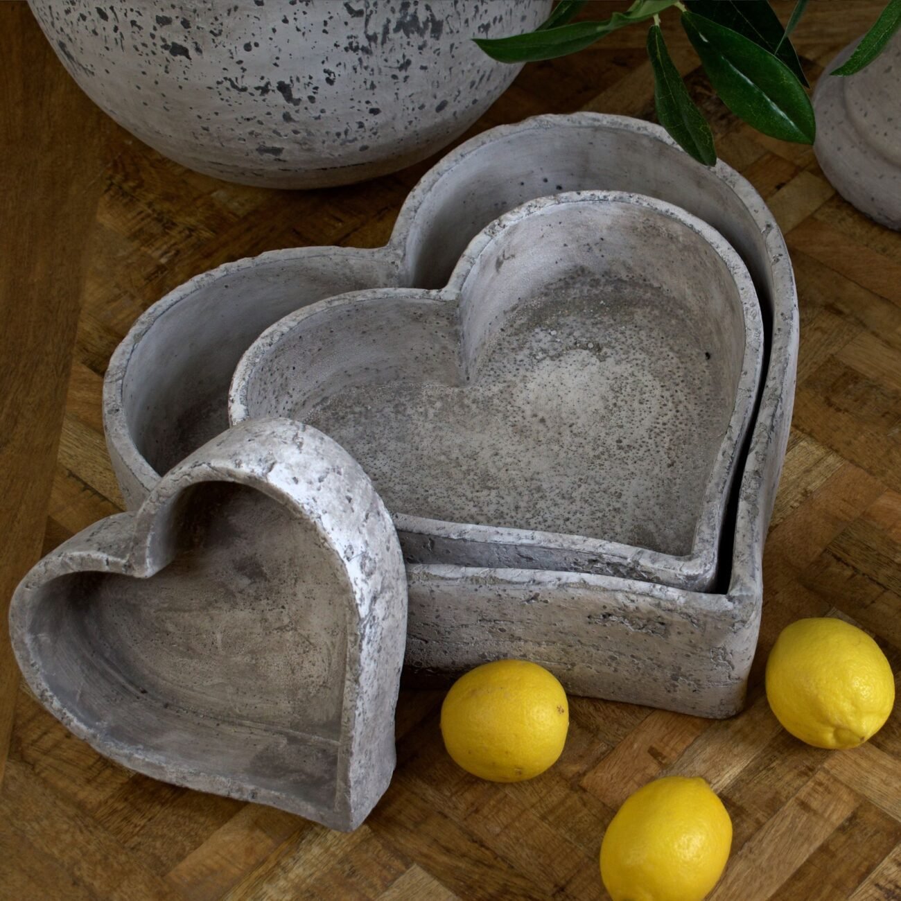 Set Of Three Large Stone Ceramic Dishes Set Of Three Large Stone Ceramic Dishes