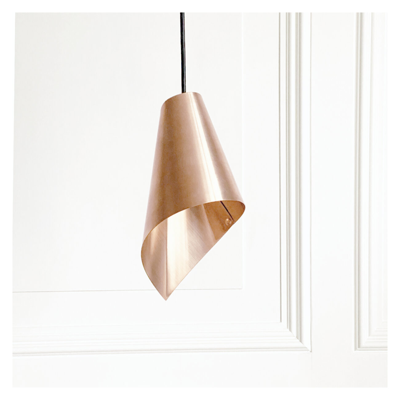 ARC SINGLE PENDANT LIGHT