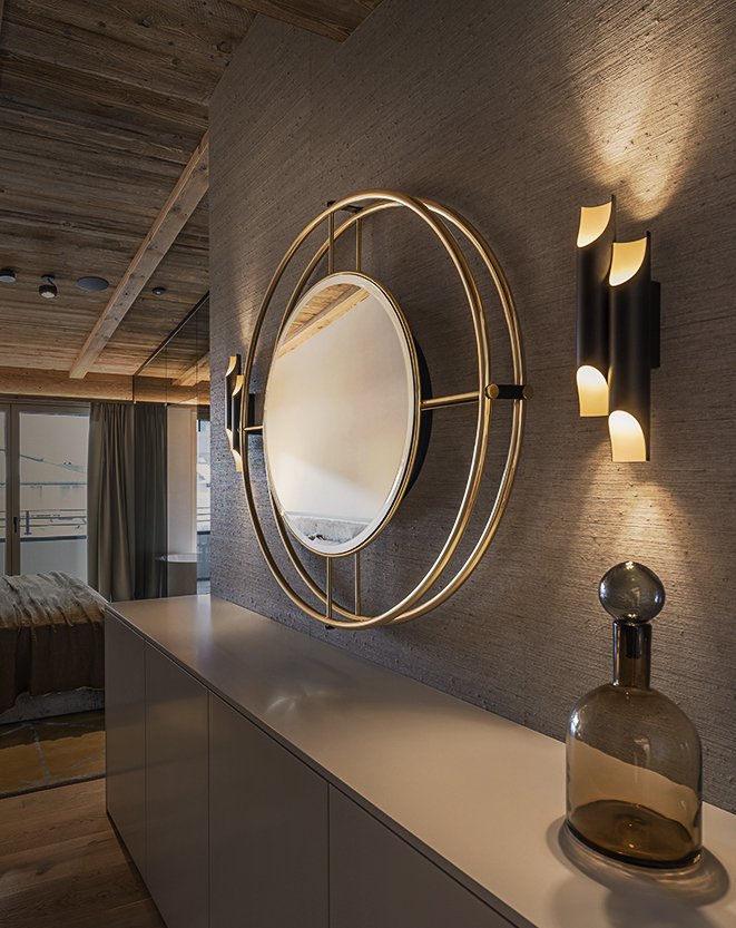 GALLIANO WALL GALLIANO WALL